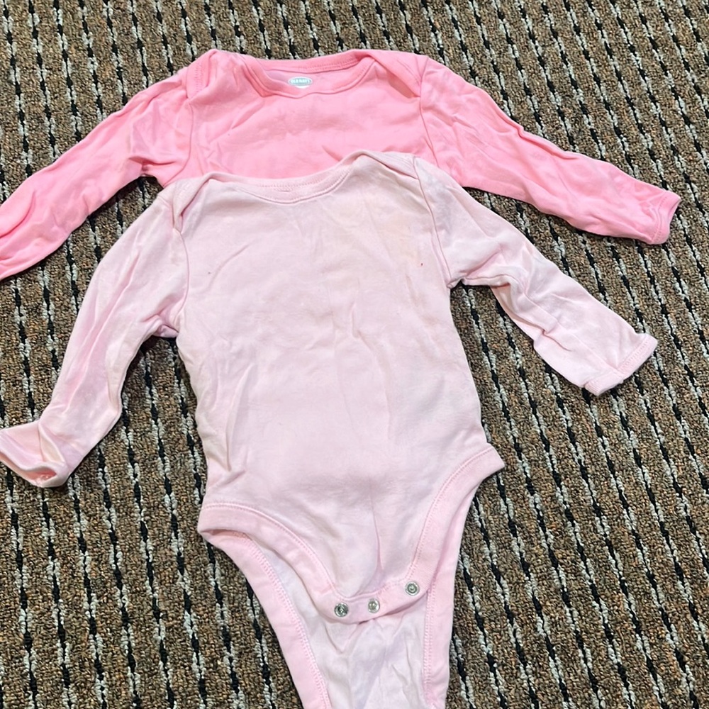 Set of 2 old navy onesies size 12 months